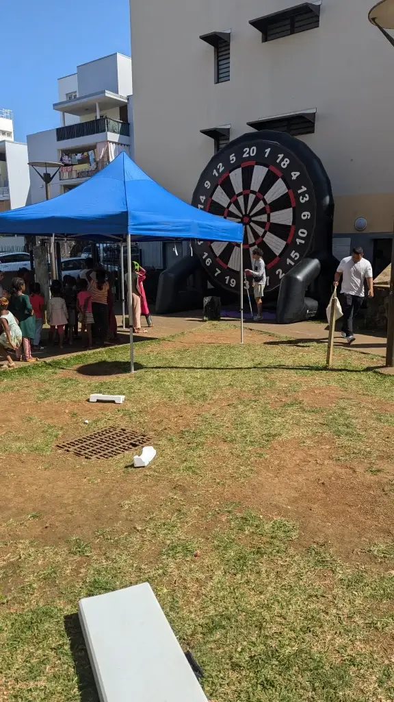 La caravane des pieds d'immeubles à la Réunion