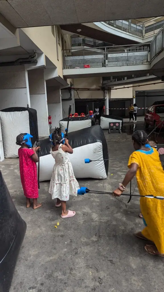 La caravane des pieds d'immeubles à la Réunion